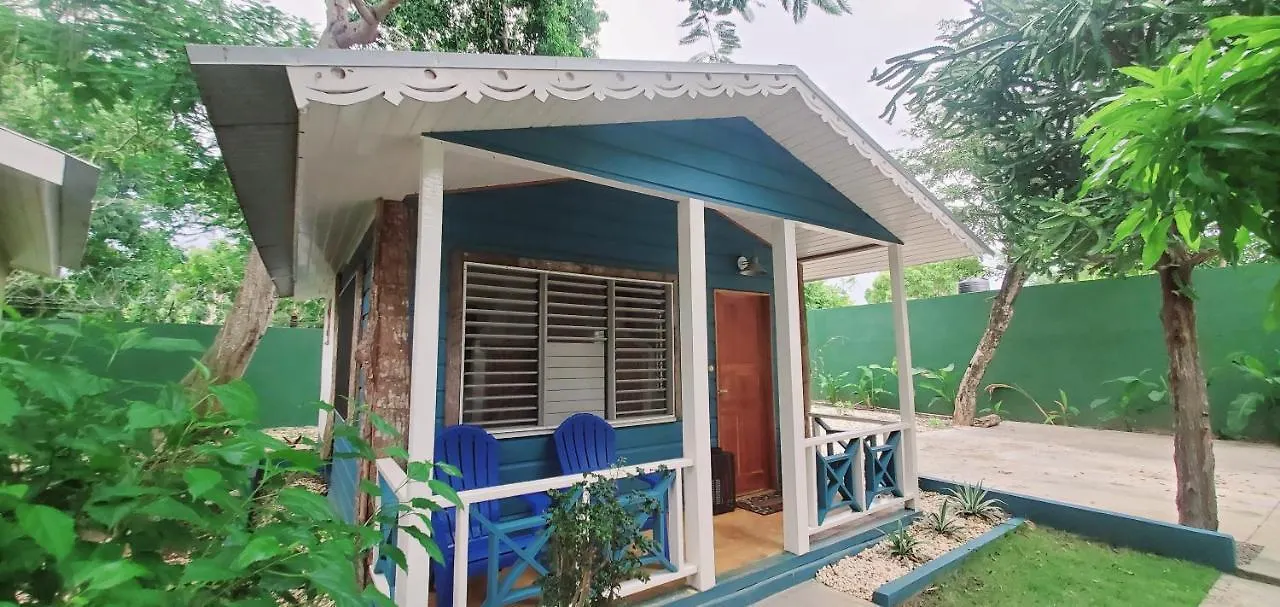 Alojamento de Turismo Selvagem Bak A Yaad Vila Negril